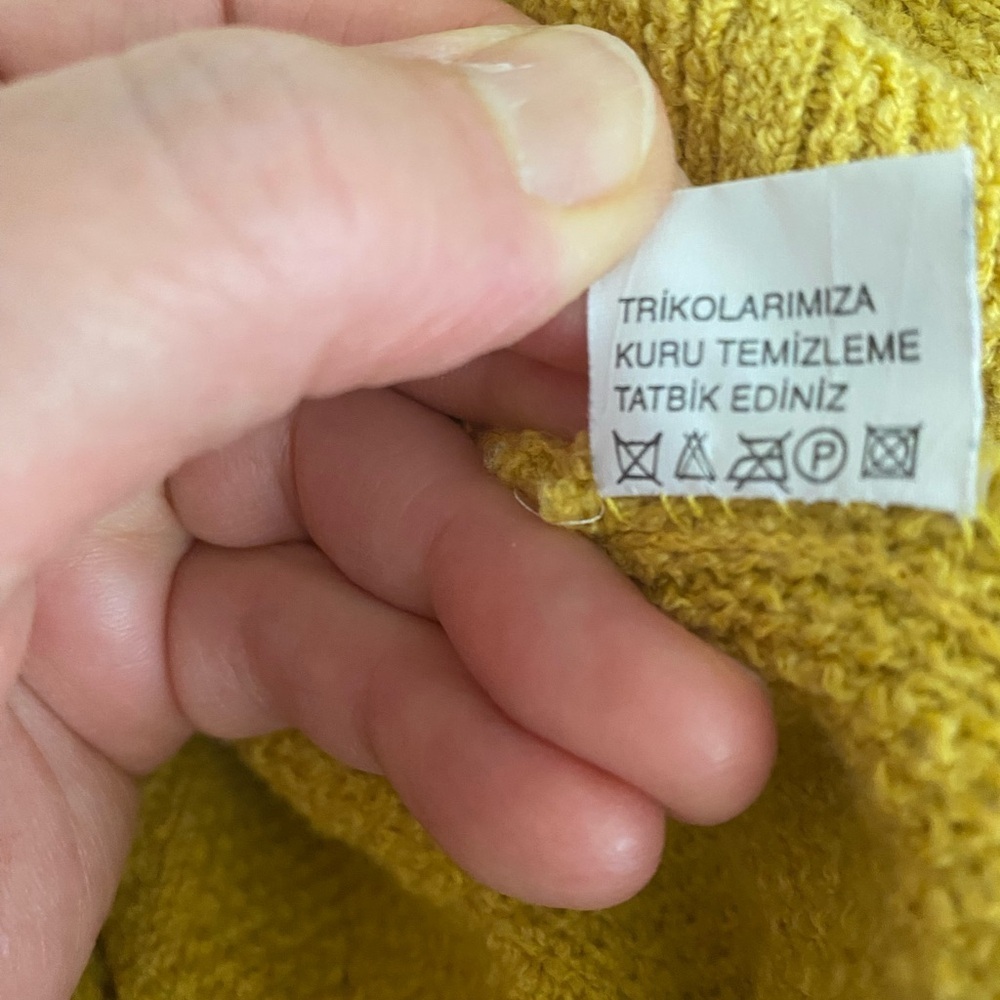 Women's Cardigan - Picture 7 of 13
